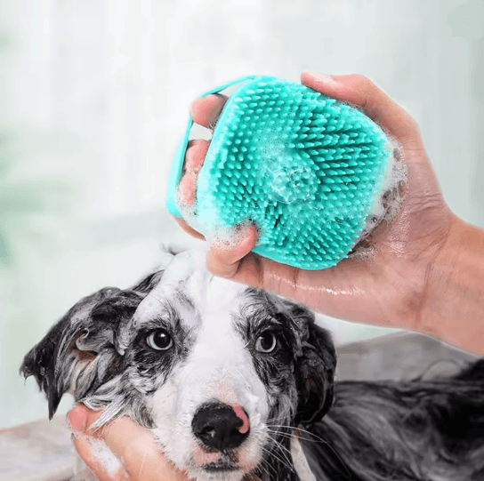 PawEase Soft Silicone Pet Bath Brush – Gentle Grooming and Deep Cleaning Massager