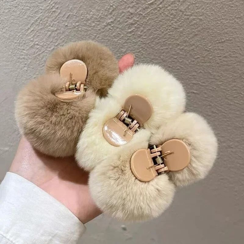 Cute Rabbit Plush Hair Claw Clip – Soft Pom Pom Bunny Hairpin for Women and Girls