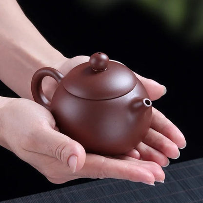 Yixing Clay Teapot Handmade Chinese Purple Clay Kettle for Tea Brewing 200ml