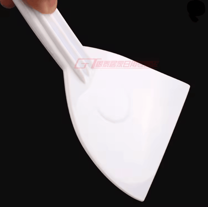 BakeEase Plastic Cake Scraper and Dough Cutter Set