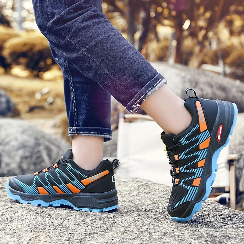 Outdoor Waterproof Hiking Sneakers Men Women Big Size Trekking Climbing Trainers