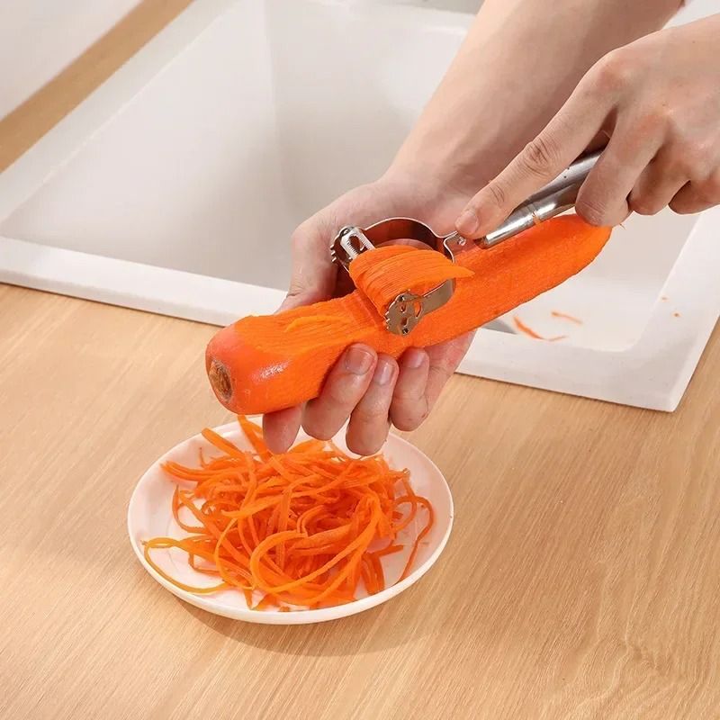 2 in 1 Stainless Steel Vegetable Peeler and Grater Kitchen Tool