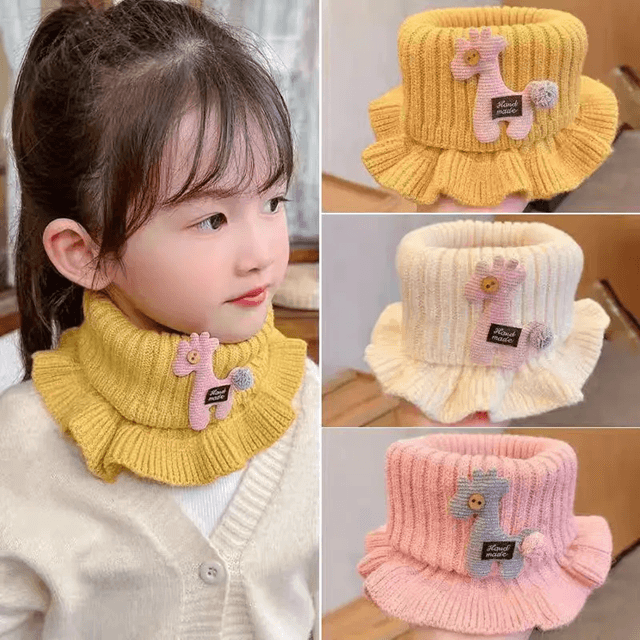 SnuggleGiraffe Knitted Baby Scarf – Soft Winter Neck Warmer for Kids and Toddlers