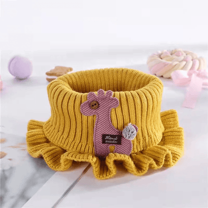 SnuggleGiraffe Knitted Baby Scarf – Soft Winter Neck Warmer for Kids and Toddlers