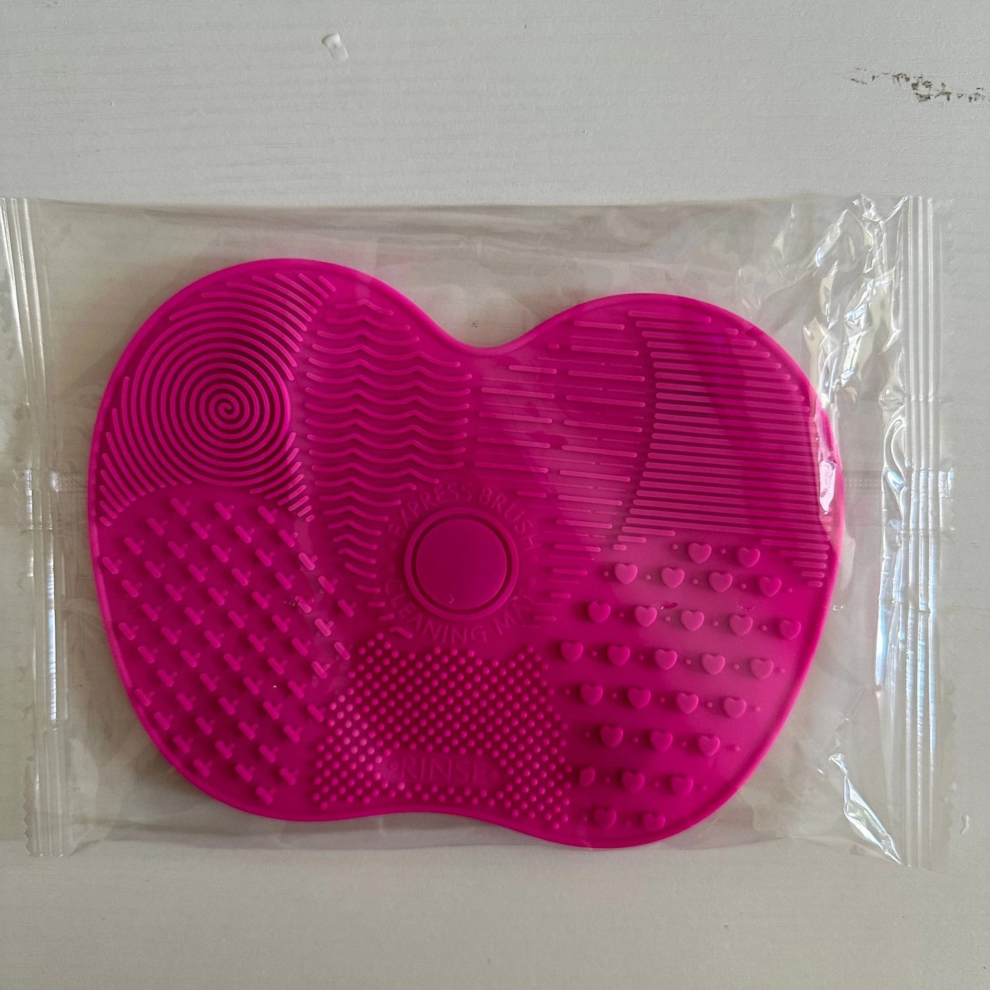Silicone Apple Shaped Makeup Brush Cleaner Pad With Suction Cup