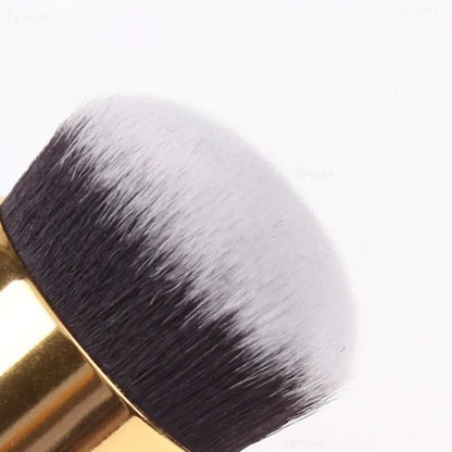 Flawless Finish Foundation Brush for Effortless Makeup Application