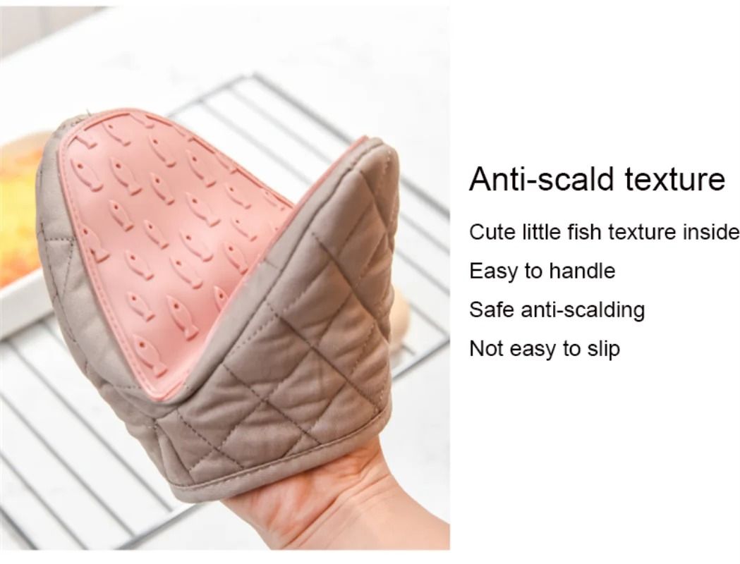 Fish Shaped Silicone Anti Scald Oven Gloves Kitchen Tray Holder