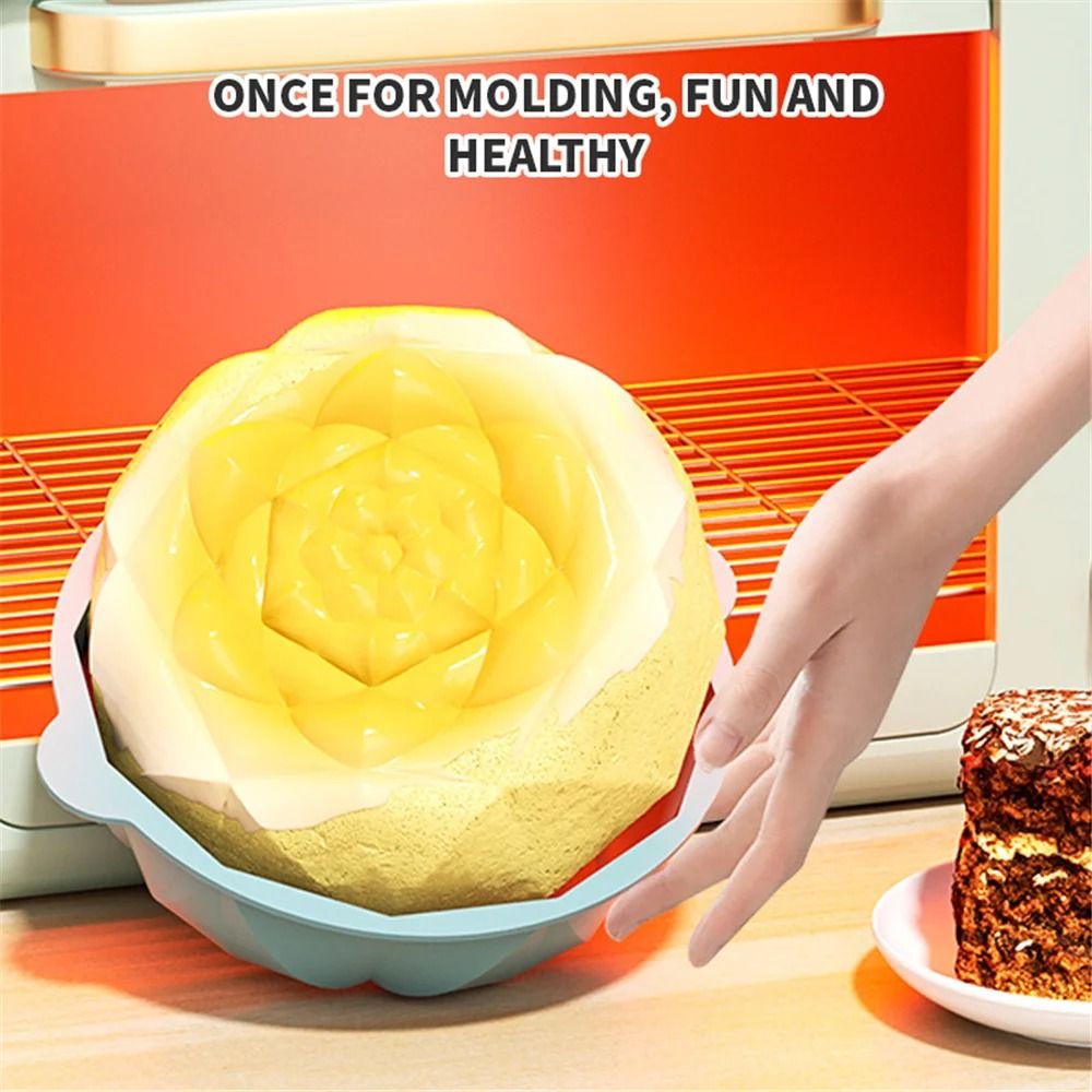 Reusable Silicone Baking Pan for Cakes and Brownies