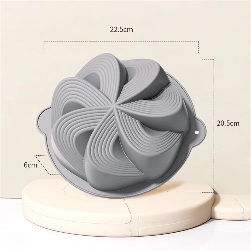 Reusable Silicone Baking Pan for Cakes and Brownies