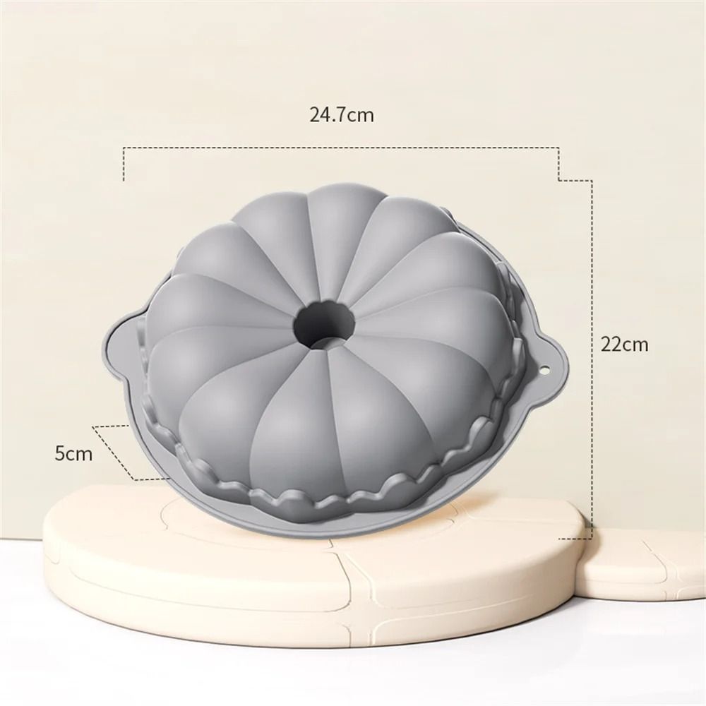 Reusable Silicone Baking Pan for Cakes and Brownies