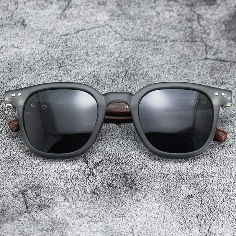 Vintage Wooden Frame Sunglasses – Classic UV Protection Eyewear for Men and Women
