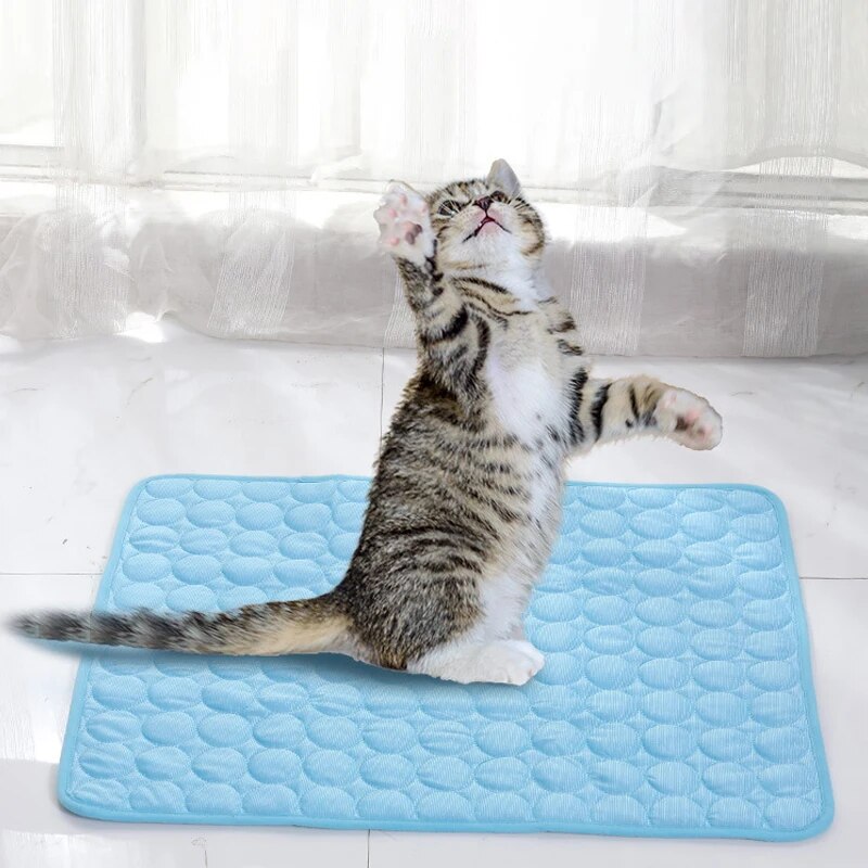 Cooling Pad Blanket for Small Dogs Pets, Pet Ice Mats Summer Cat Dog Sofa, Durable Nest Bed Cooling Sleeping Pad