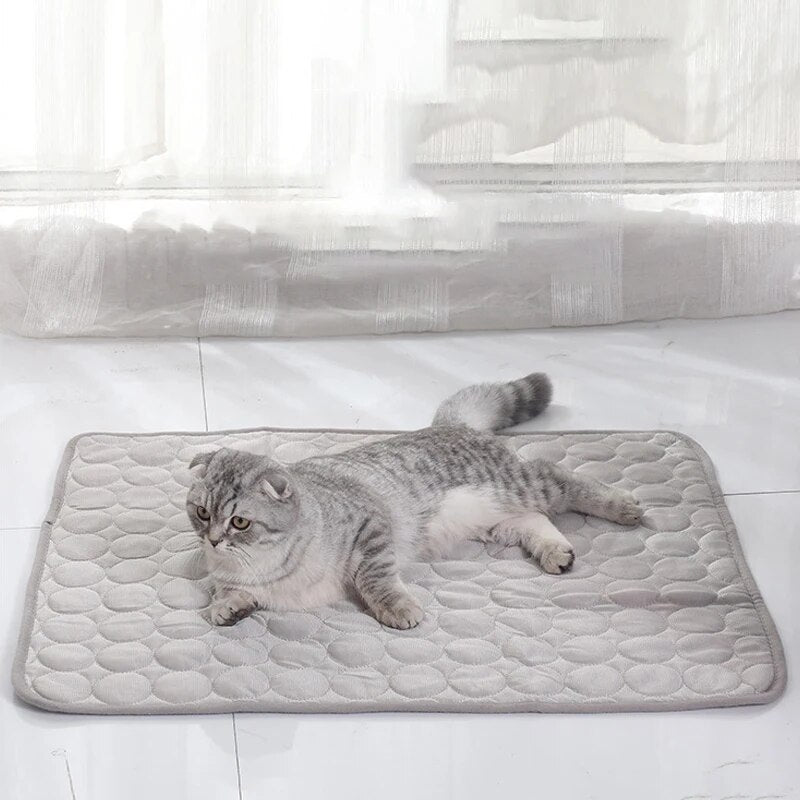 Cooling Pad Blanket for Small Dogs Pets, Pet Ice Mats Summer Cat Dog Sofa, Durable Nest Bed Cooling Sleeping Pad