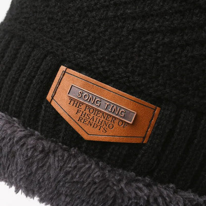 Men windproof hat, outdoor winter scarf, gloves, three piece neckline, one plus cashmere insulated knit hat