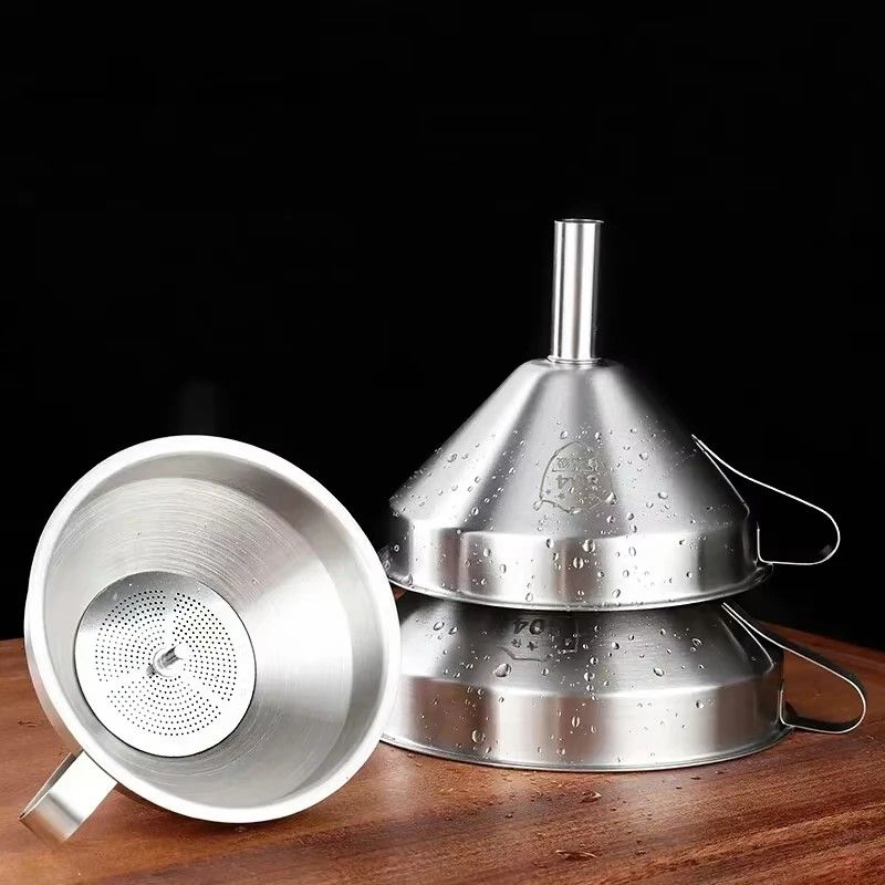 Premium 304 Stainless Steel Oil & Liquid Funnel with Strainer – Spill-Free Kitchen Transfer Tool