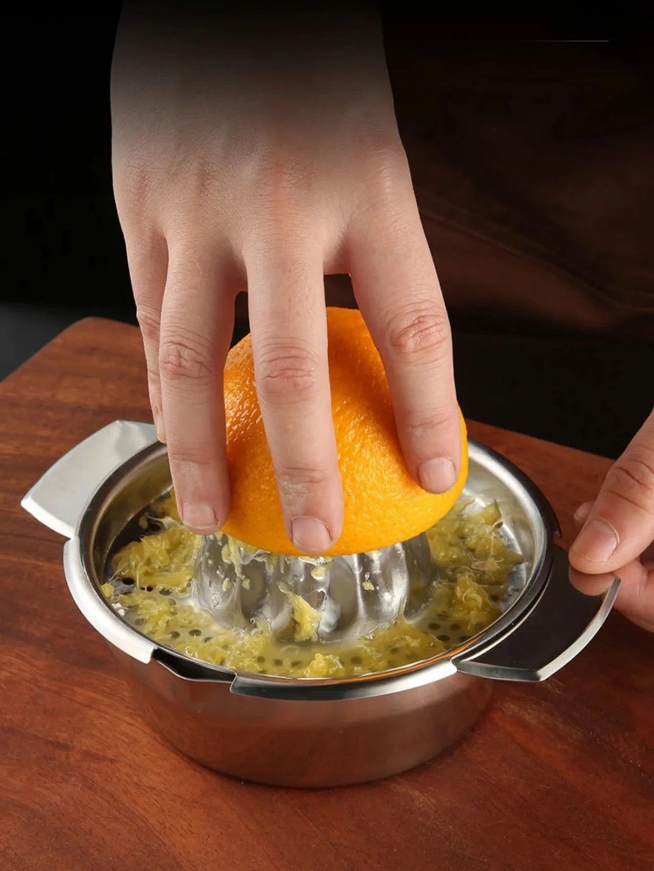 Premium Stainless Steel Citrus Press – Effortless Lemon & Orange Squeezer