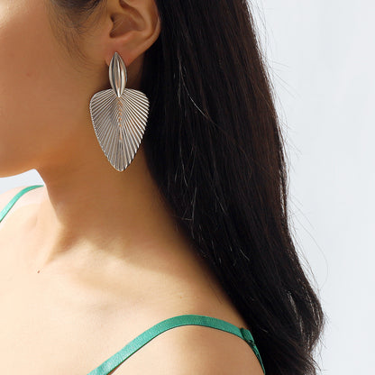 Big Earrings Womens Exaggerated Fashion, Advanced Metal Textured Leaf Pendant, Geometry Drop Earring