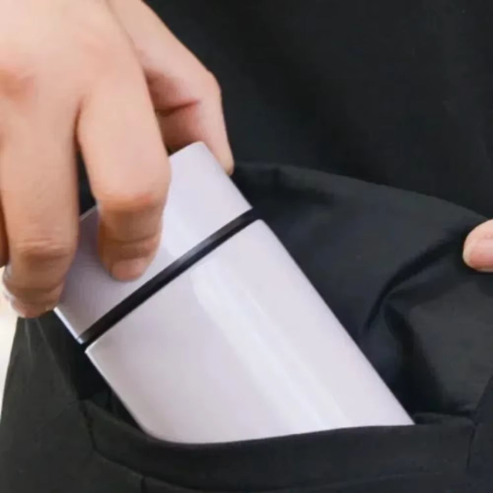 Stainless Steel Vacuum Flasks and Tumblers – Double Wall Insulated Water Bottle for Hot and Cold DrinksStainless Steel V