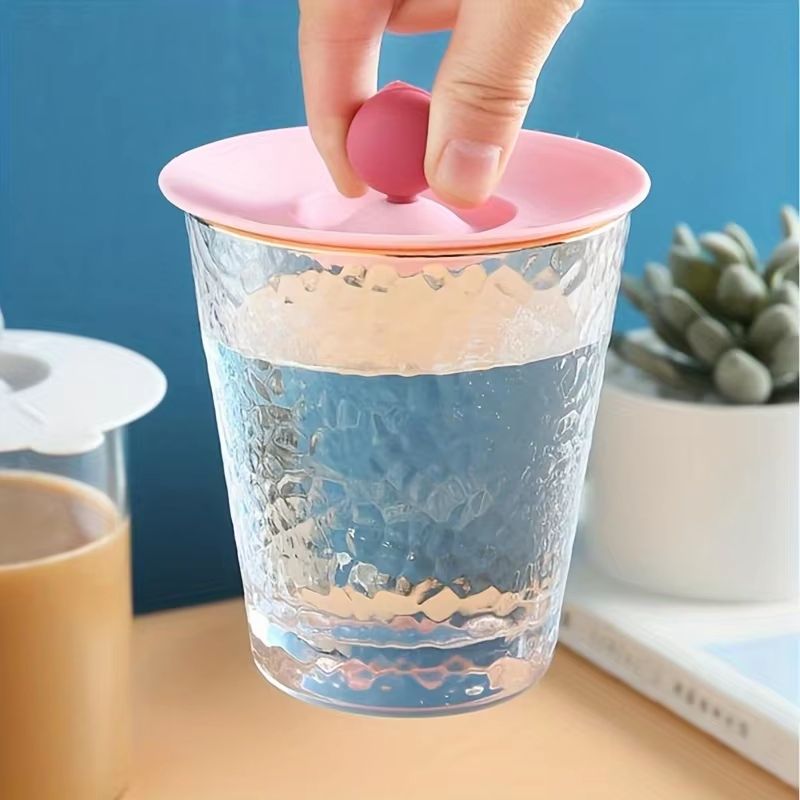 Heat-Resistant Silicone Universal Cup Lid with Spoon Holder and Anti-Dust Cover