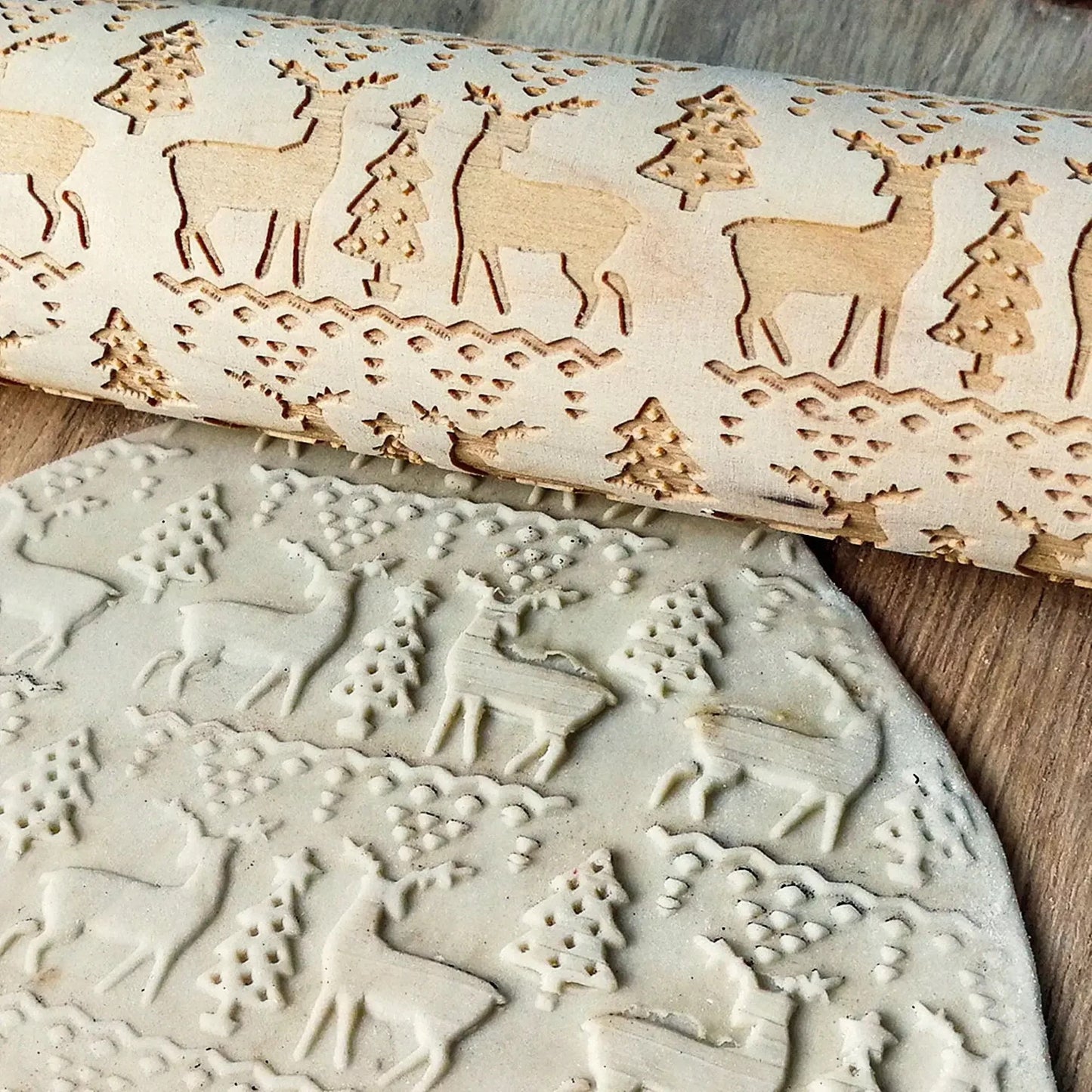 Engraved Wooden Christmas Rolling Pin for Cookies and Baking