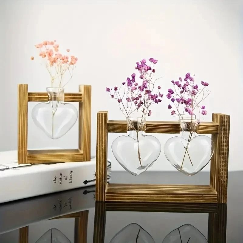 Transparent Heart Shaped Glass Vase with Wooden Frame for Hydroponic Plant Propagation
