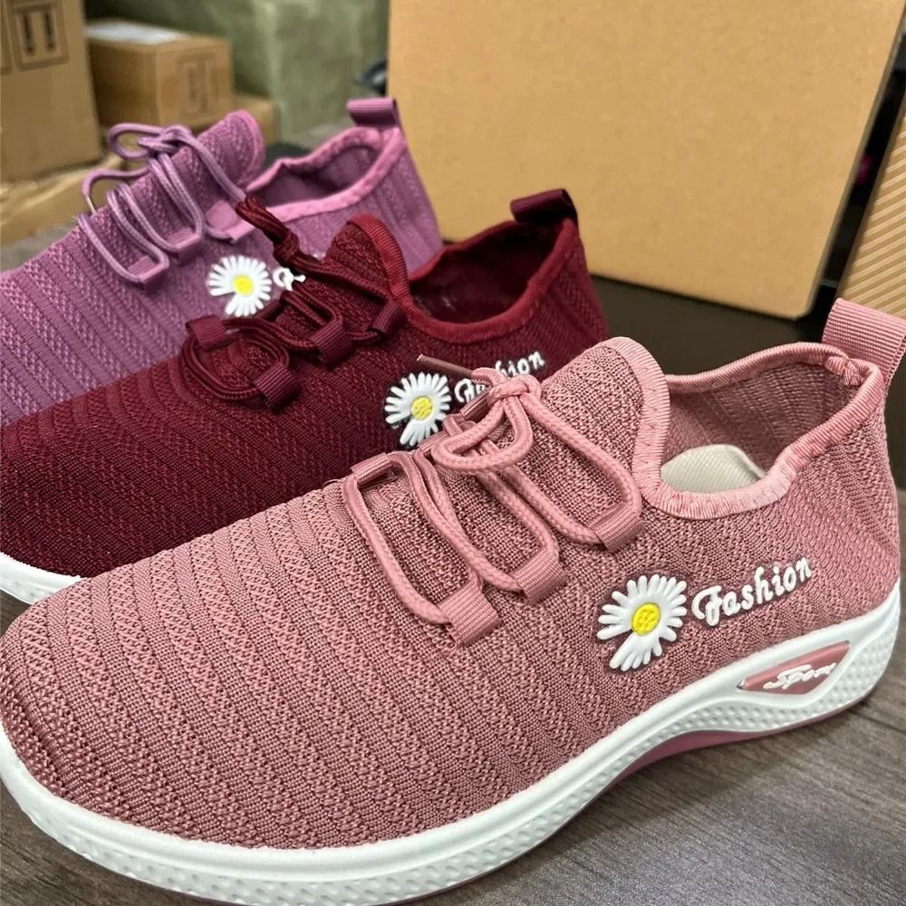Women Lightweight Mesh Running Sneakers