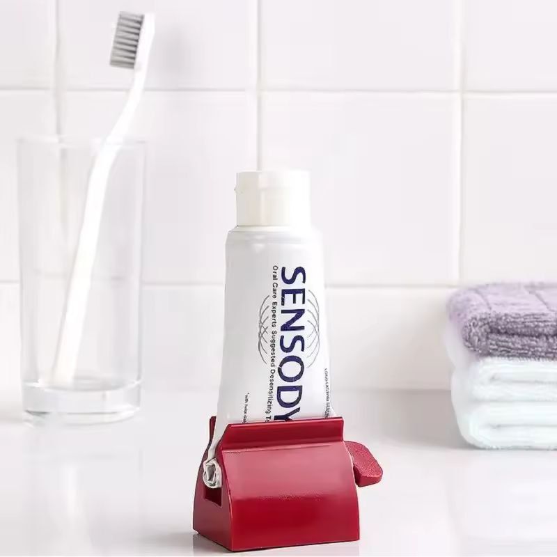 Compact Rolling Toothpaste Tube Squeezer - Effortless, Waste-Free Dispensing