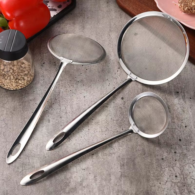 Stainless Steel Fine Mesh Skimmer Spoon – Fat, Grease and Foam Strainer for Soups and Cooking