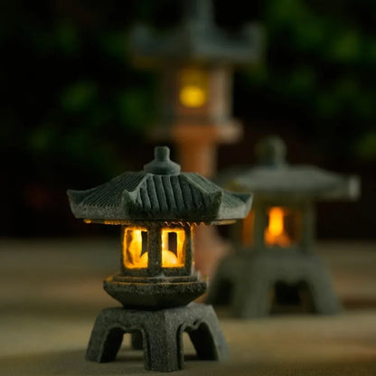 Pagoda Lantern Garden Statue – Zen Landscape Decor for Yard, Bonsai & Aquariums