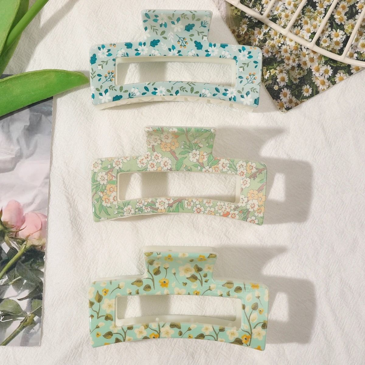 Medium Hair Claw Clips Strong Hold Matte Square Clips for Women and Girls