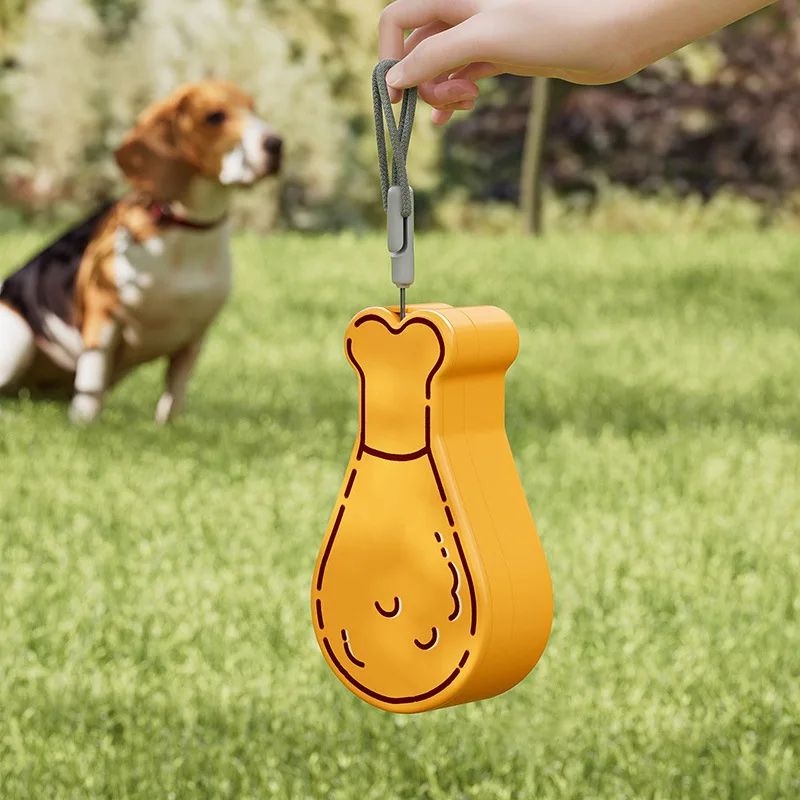 2-in-1 Portable Dog Water Bottle & Food Container – Large Capacity Travel Cup