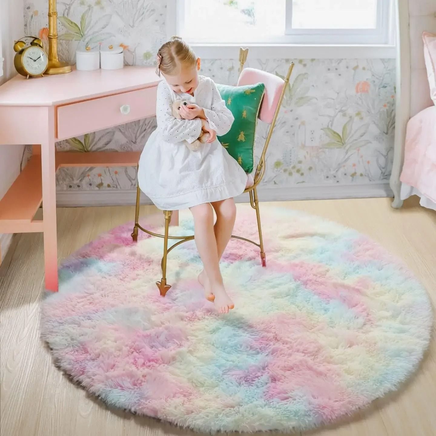 Super Soft Plush Round Rug for Bedroom Living Room and Home Decoration