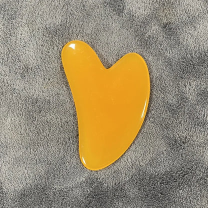 Resin Heart Shaped Scrapping Piece for Massage Back, Neck, and Waist