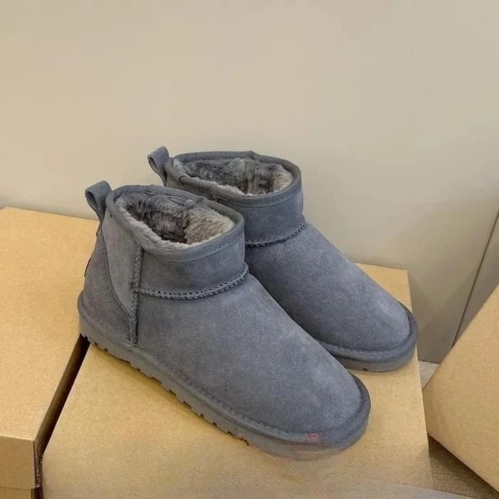 Winter Warm Snow Boots for Women and Men with Sheepskin Wool Lining and Non Slip Short Boot Design