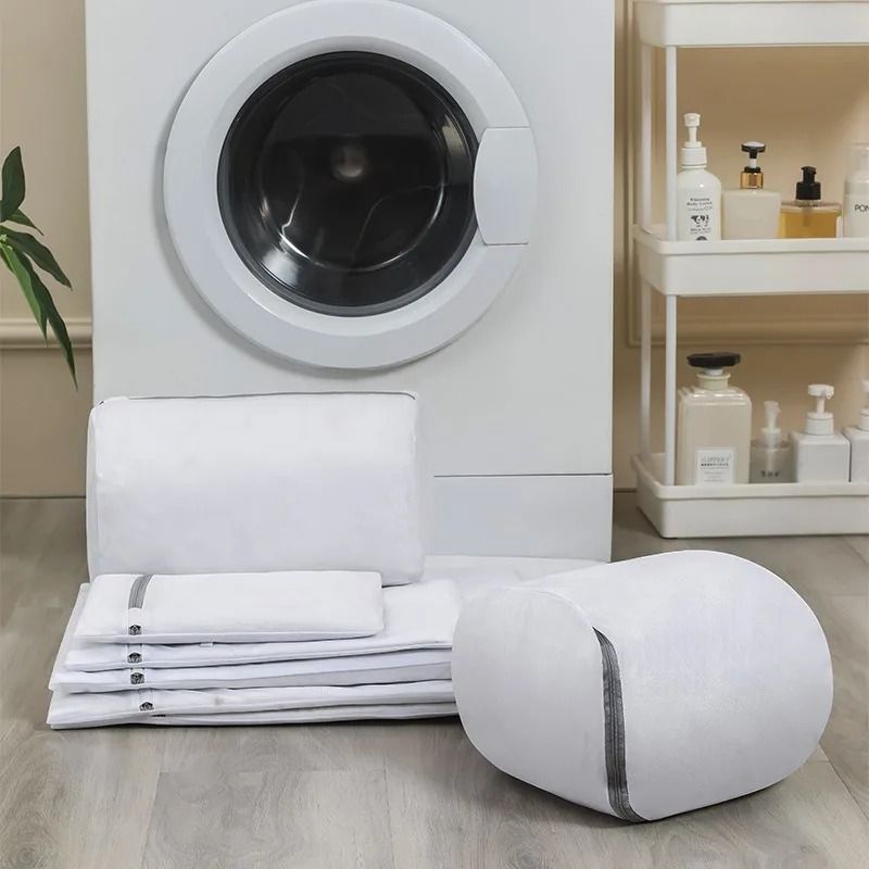 Versatile Mesh Shoe Washing Bag for Laundry