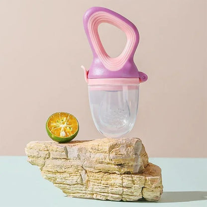 Silicone Baby Fruit Feeder Pacifier with Cover – Fresh Food Nibbler & Teething Soother for Safe Self-Feeding Babies