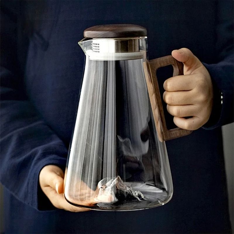 Large Capacity Glass Cold Water Jug Wooden Handle