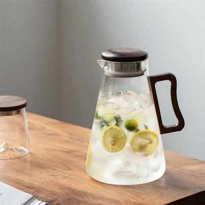 Large Capacity Glass Cold Water Jug Wooden Handle