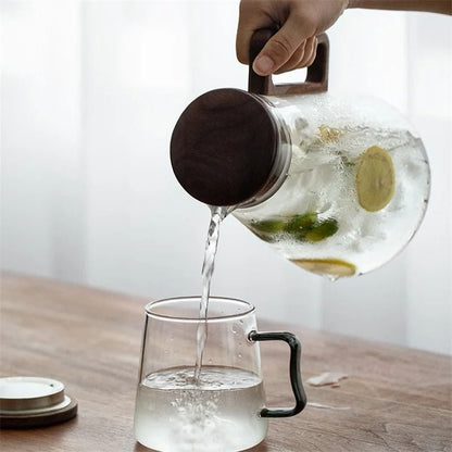 Large Capacity Glass Cold Water Jug Wooden Handle