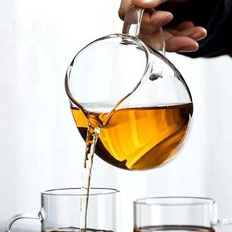 Heat Resisting Clear Glass Tea Pitcher Fair Cup