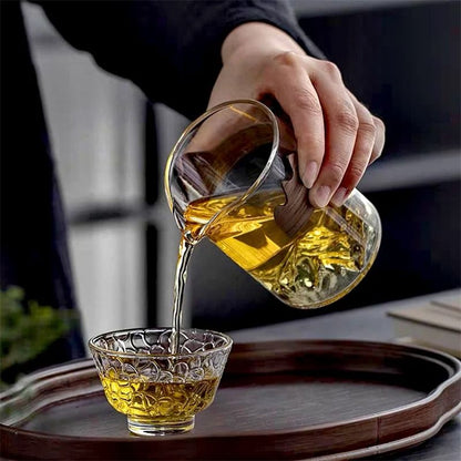 Anti Scalding Wooden Handle Glass Fair Cup Tea Pitcher