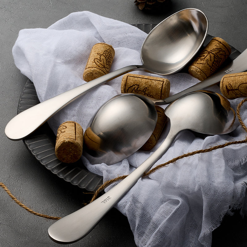 Deep Round Soup Spoons, Stainless Steel Large Soup Spoons for Cereal, Bouillon, Milk Soup, Perfect for Dinner Guests