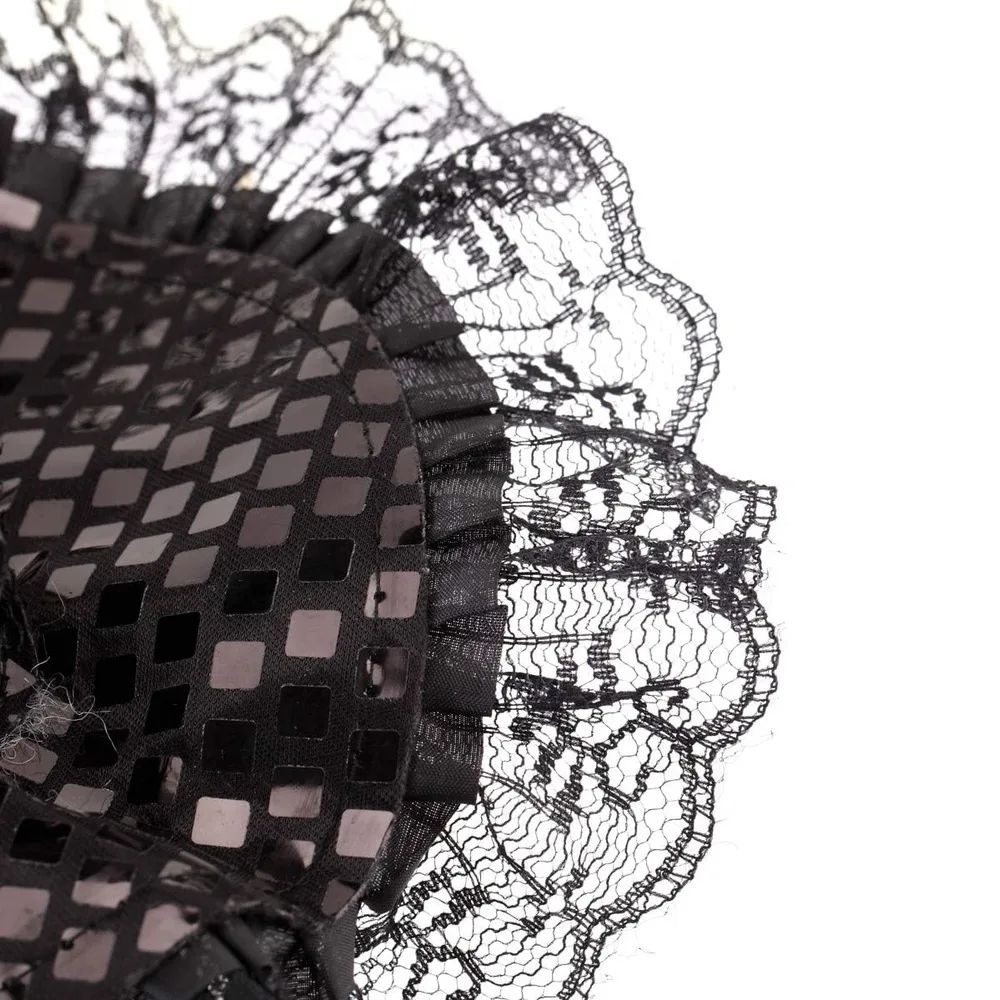 Gothic Halloween Witch Hat with Feathers & Lace – Elegant Witch Costume Accessory