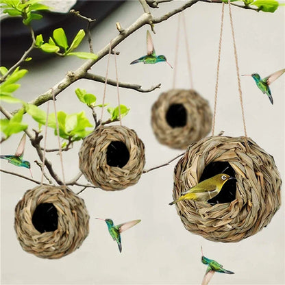 Outdoor Decorative Weaved Hanging Parrot Nest Houses, New Birds Nest Bird Cage Grass Egg Cage Bird House