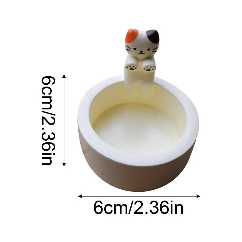 Cute Kitten Candle Holder with Hand-Warming Paws Design