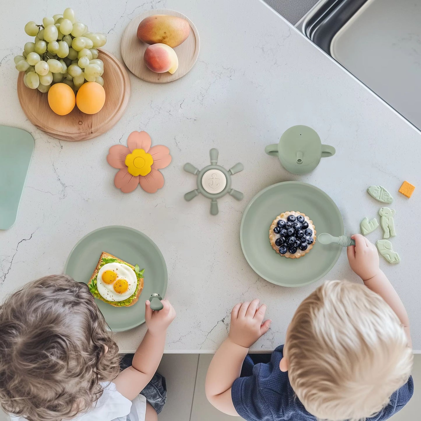 Silicone Suction Cup Spinner Toy for Windows, Tables, and Highchairs
