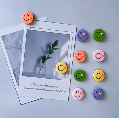 5-Piece Colorful Round Face Fridge Magnets – Festive Decorative Magnets for Kitchen & Christmas