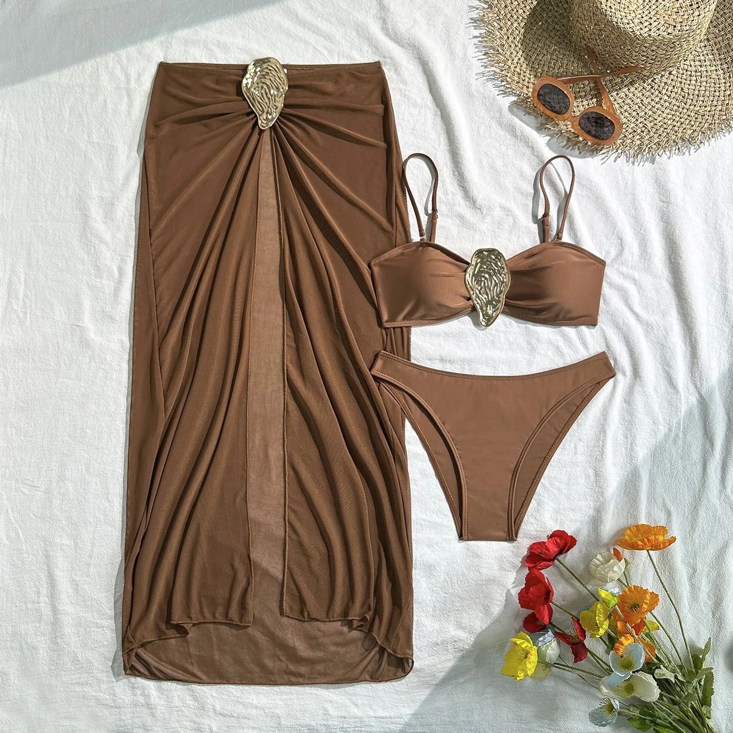 Vintage White Three Piece Push Up Bikini Set with Mesh Skirt