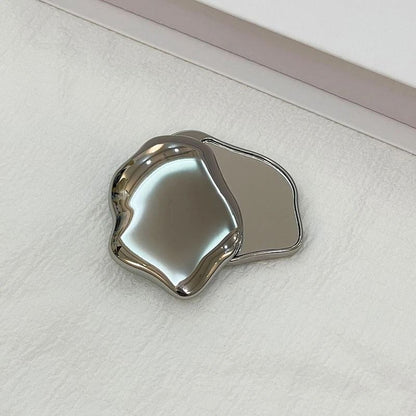 Petite Foldable Heart Beauty Compact