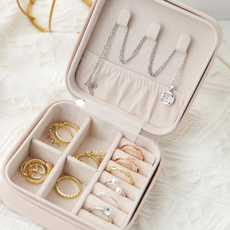 Single-Layer PU Leather Travel Jewelry Box – Compact Zipper Organizer Case